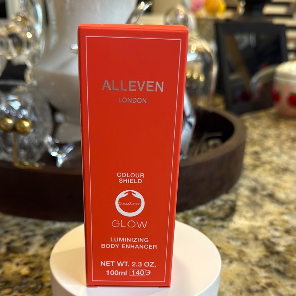 ALLEVEN London colour Glow Luminizing Body Enhancer size 100ml sand - Picture 2 of 4